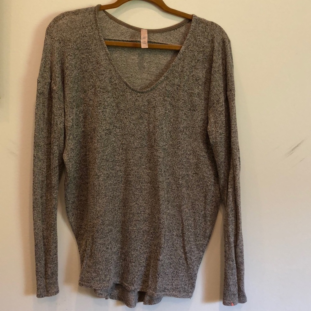 Long shelve shirt